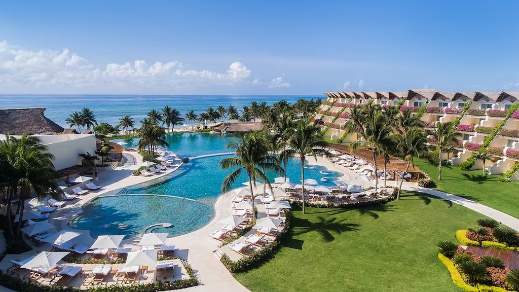 Grand Velas Riviera Maya pool, gardens, and Caribbean beach