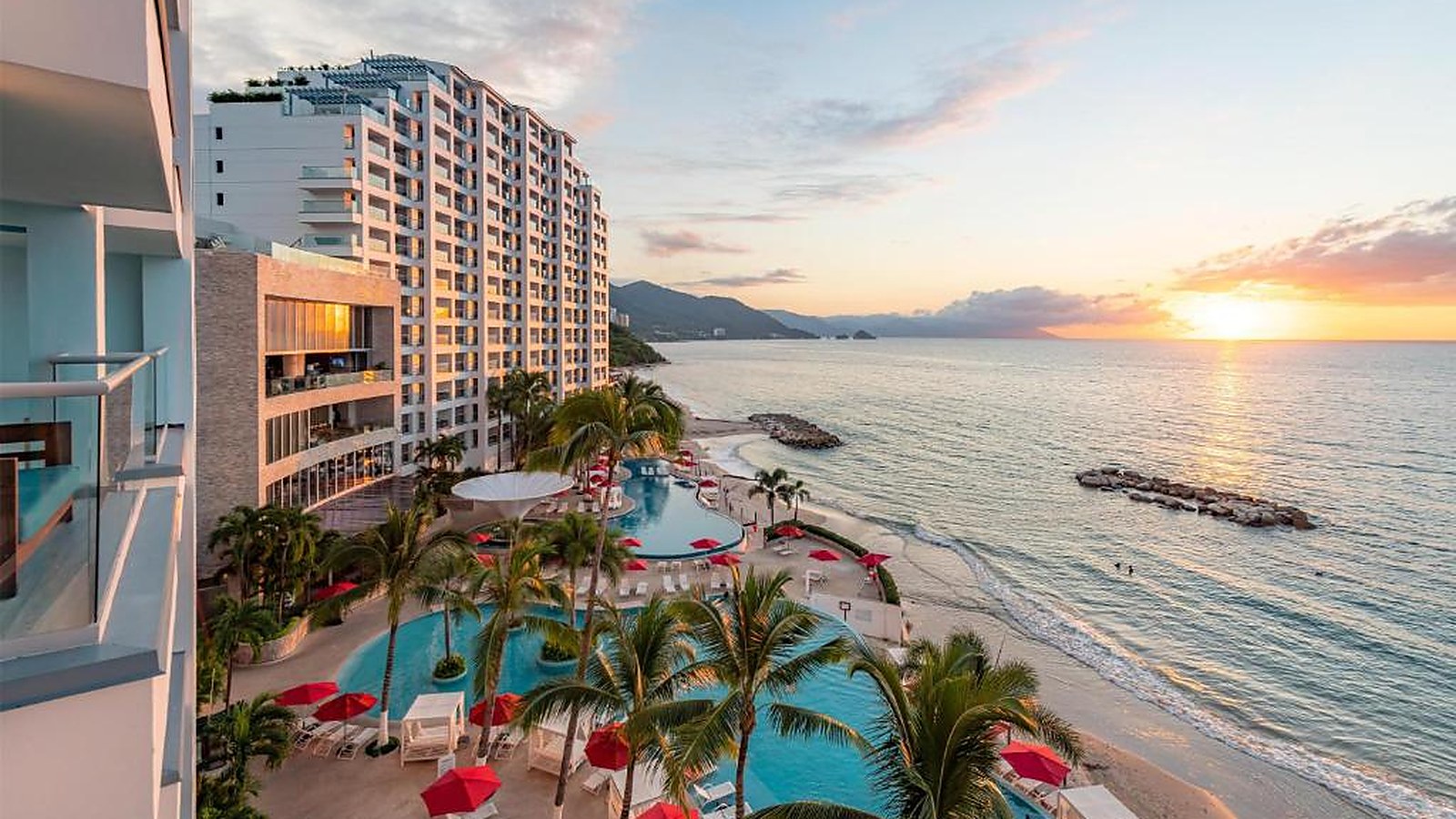 Hilton Vallarta Riviera All-Inclusive Resort beachfront hotel in Puerto Vallarta with ocean, pools, and sunset views