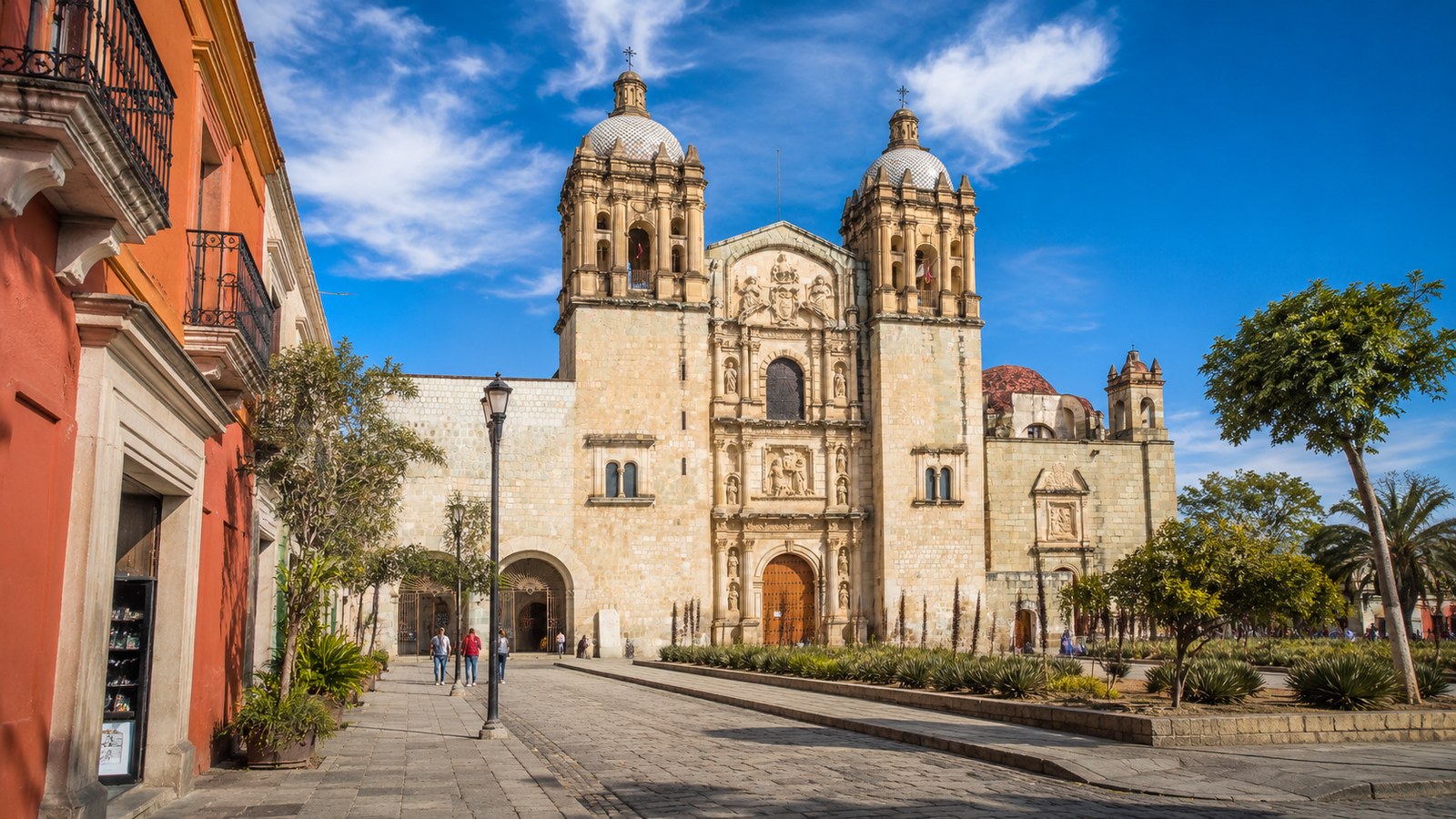Santo Domingo church and historic center in Oaxaca
